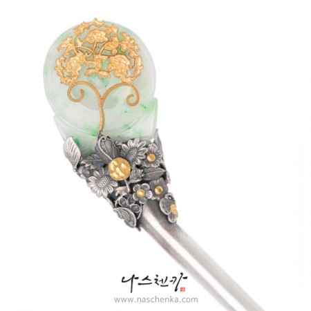 Jade silver binyeo hairpin (Jade Binyeo)