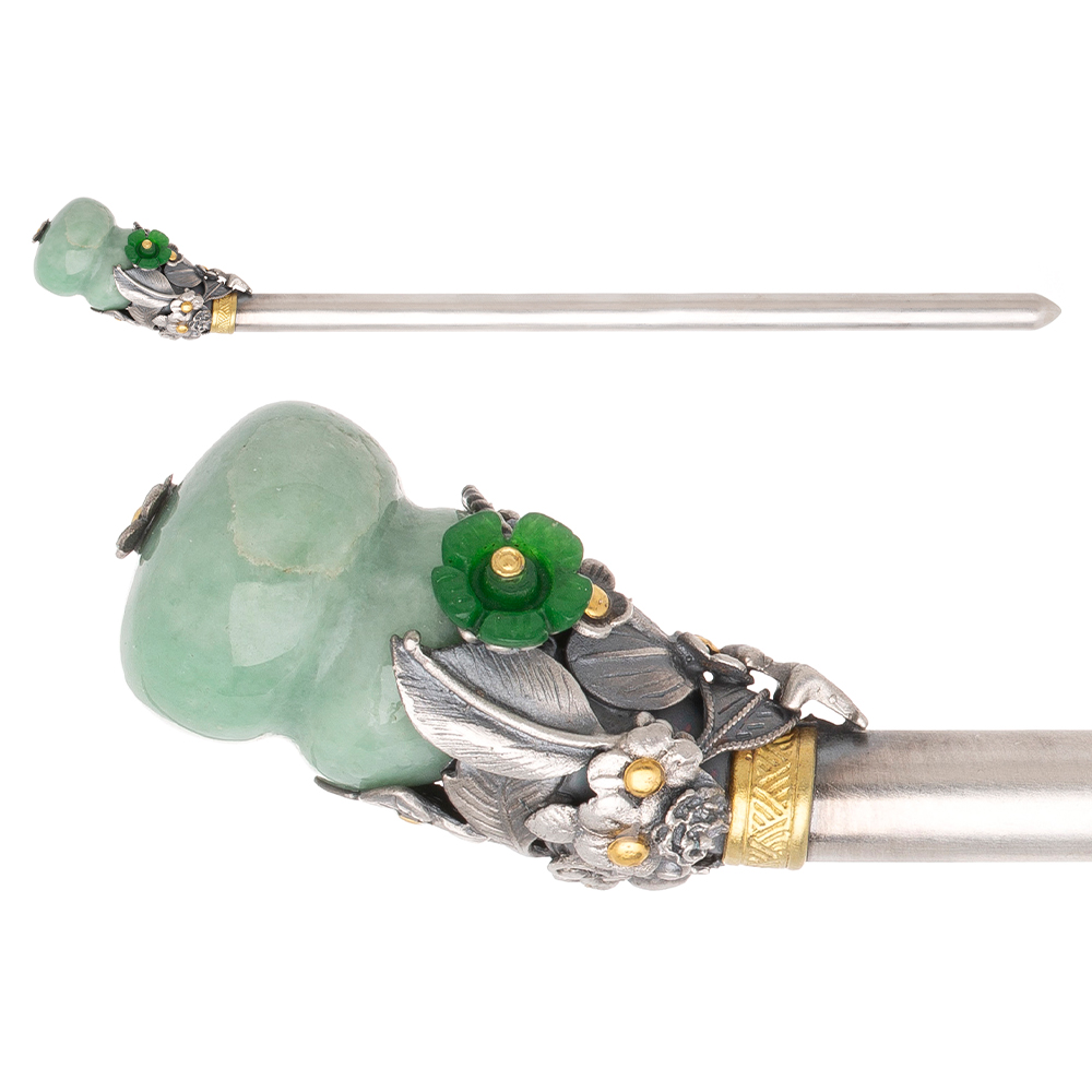 Dragon jade silver binyeo hairpin (NASCHENKA Signature Binyeo)